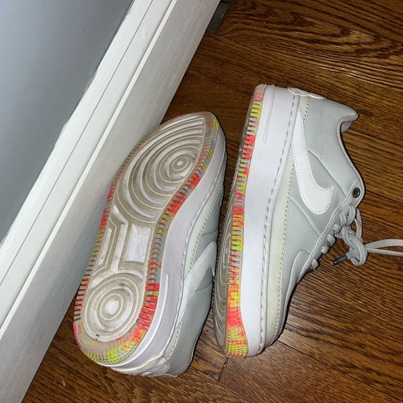 Nike(WMNS) Air Force 1 Jester XX 'Floral' Size 7 - Picture 3 of 3